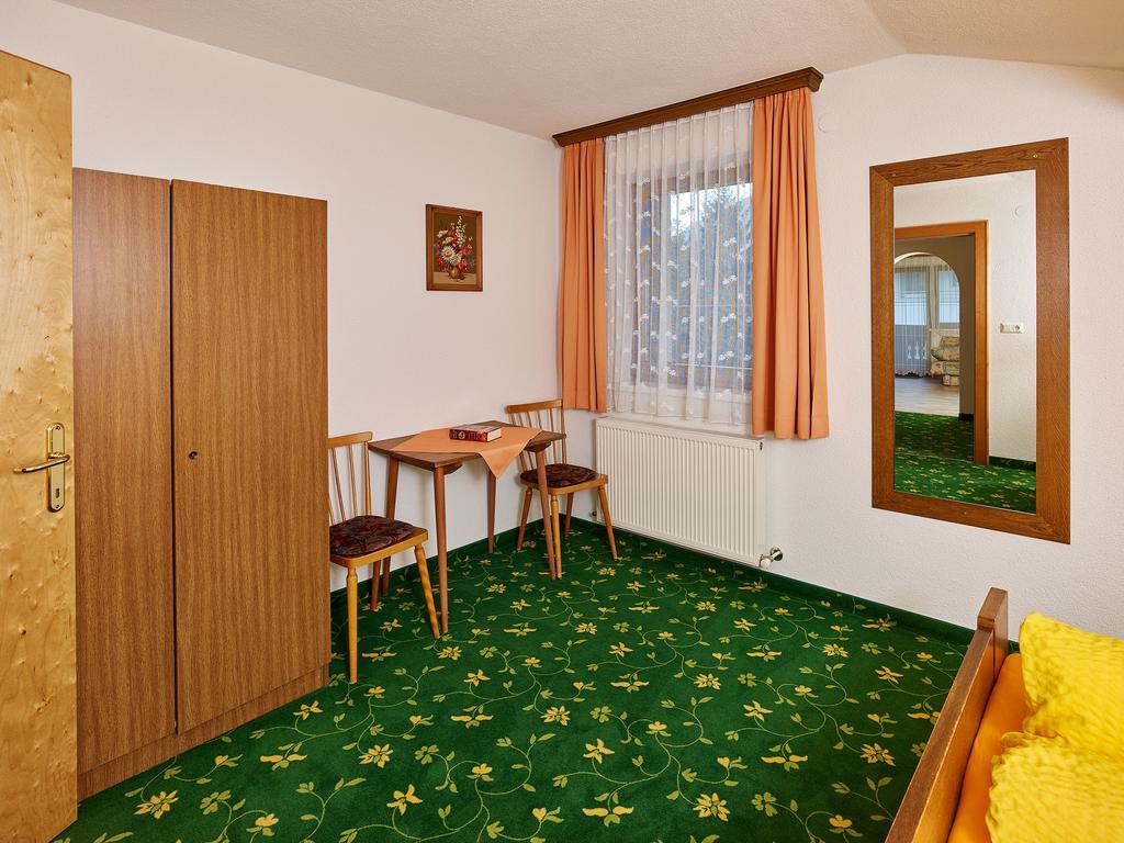 Apartments Serafin Langenfeld Exterior photo